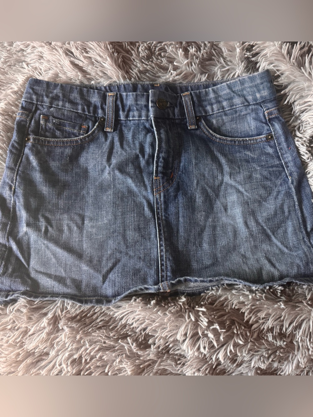 Citizens Of Humanity blue denim jeans with red logo tag